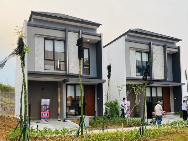 Spring Garden Gallery 12